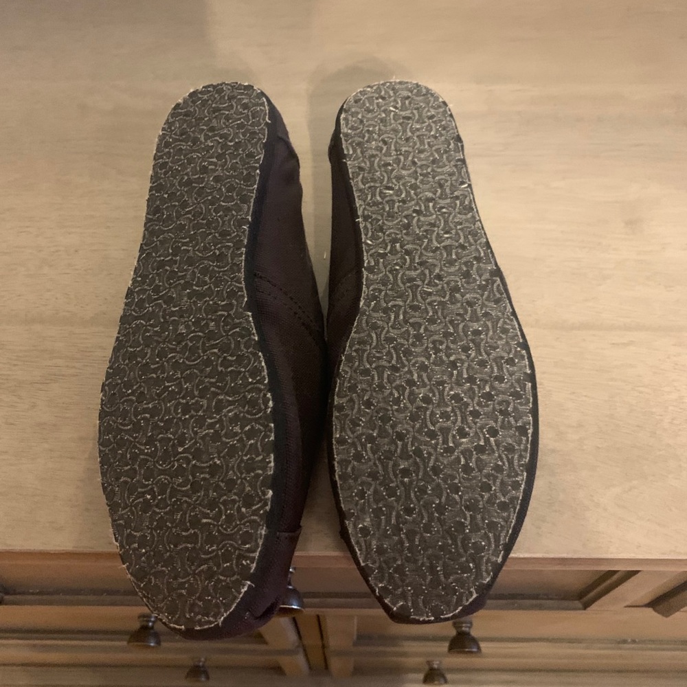 Shoes - Picture 3 of 3
